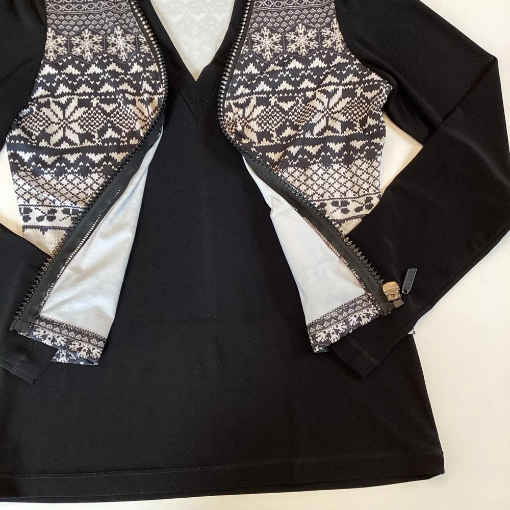 JOSEPH RIBKOFF v-neck patterned blouse (#6i) - Picture 4 of 7